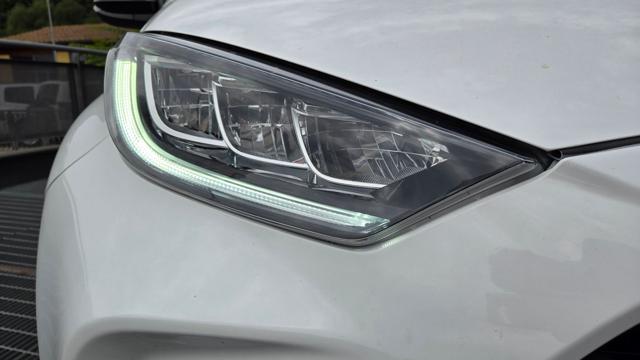 TOYOTA Yaris 1.5 HYBRID LOUNGE TETTO PANO GARANZIA TOYOTA UNIP