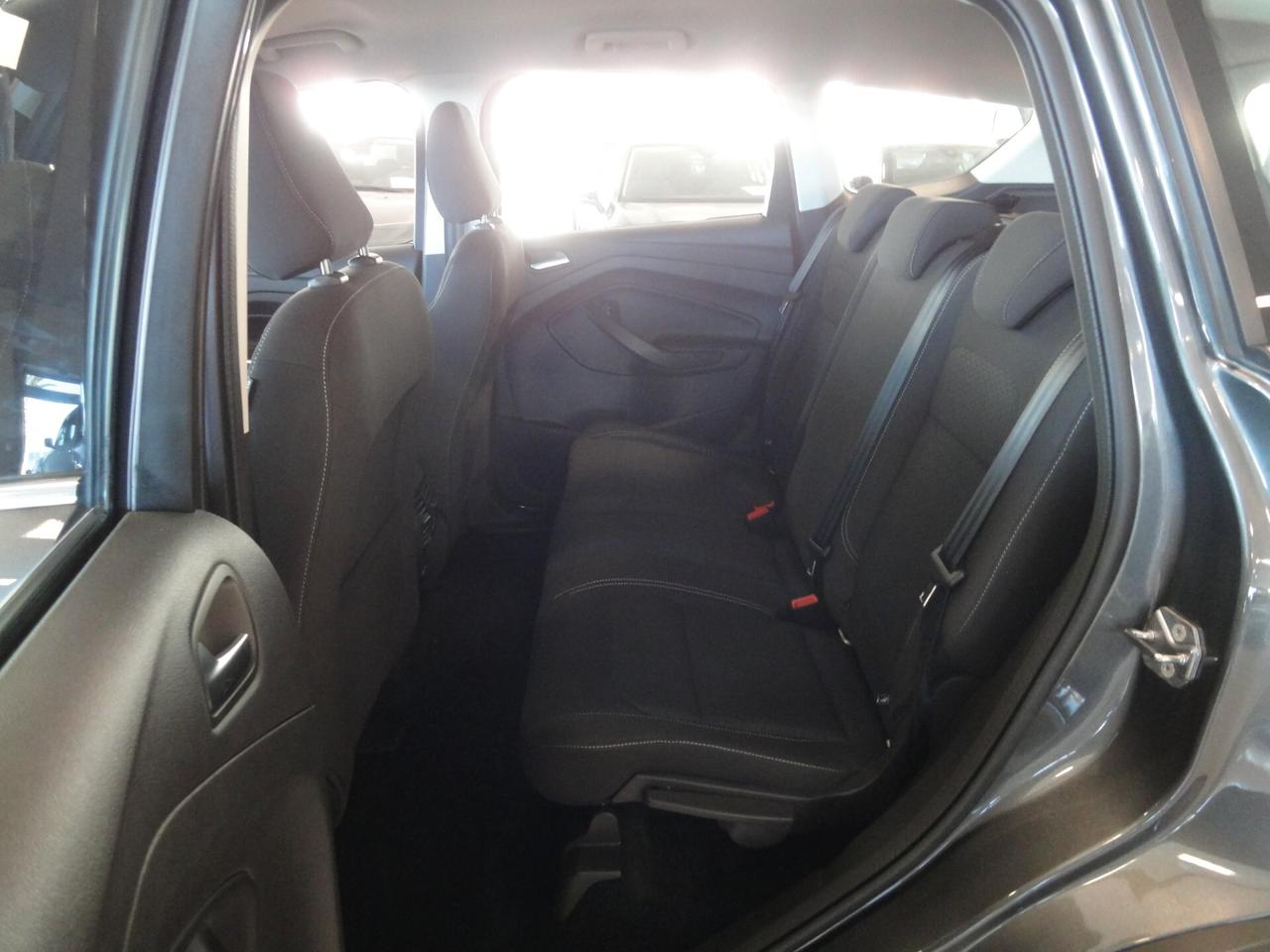 Ford Kuga 2.0 TDCI 150 CV S&S 4WD Powershift Business