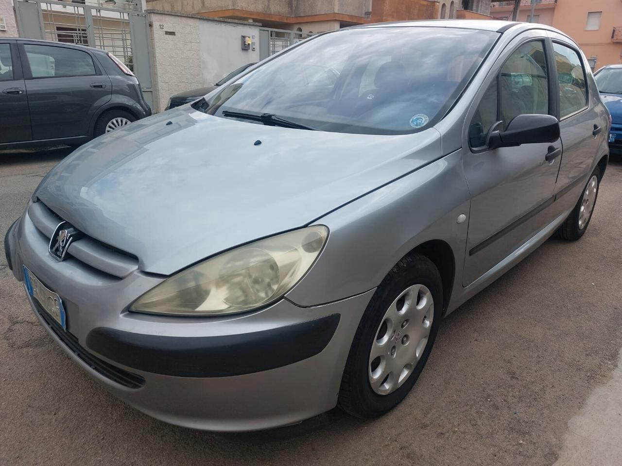 Peugeot 307 1.4 75cv *GPL *Neopatentati