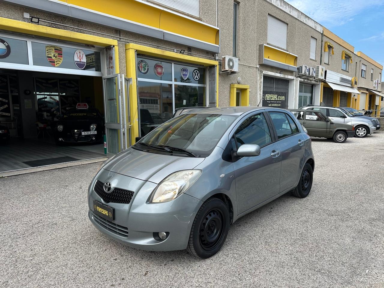 Toyota Yaris 1.4 D-4D 5 porte Sol