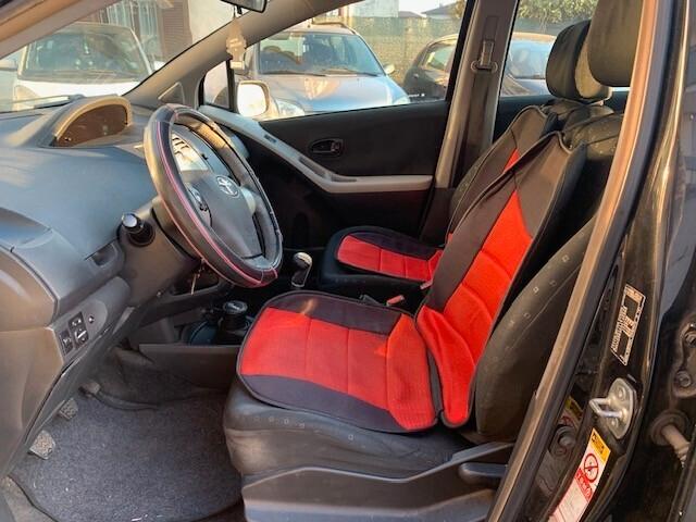 Toyota Yaris 1.0 PER COMMERCIANTI
