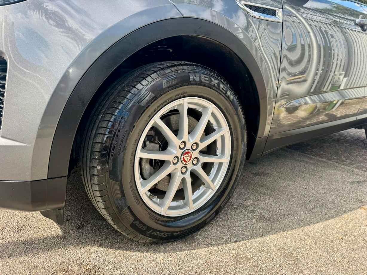 Jaguar E-Pace 2.0D 150 CV AWD aut. R-Dynamic