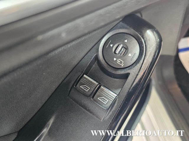 FORD Fiesta 1.5 TDCi 75CV 3 porte Titanium