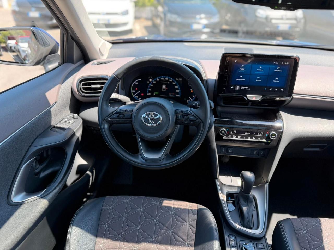 Toyota Yaris Cross 1.5 Hybrid 5p. E-CVT AWD-i Lounge