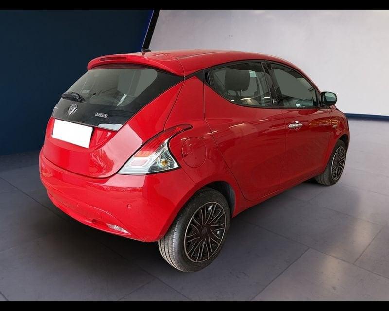 Lancia Ypsilon III 2015 1.0 hybrid Gold s&s 70cv