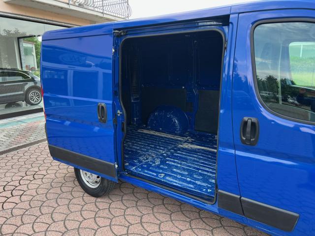 PEUGEOT Boxer 330 2.2 BlueHDi 140 S&S Furgone