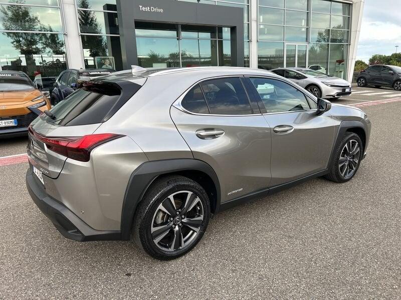 Lexus UX Hybrid Premium