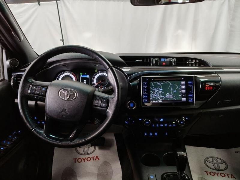 Toyota Hilux 2.4 D-4D A/T 4WD 4 porte Double Cab Executive+