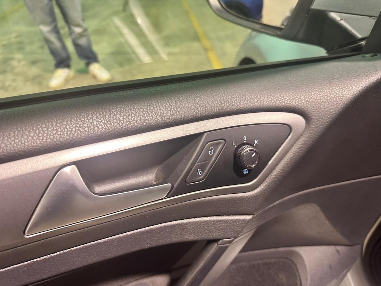 Volkswagen Golf Business 1.4 TGI 5p. Highline BlueMotion