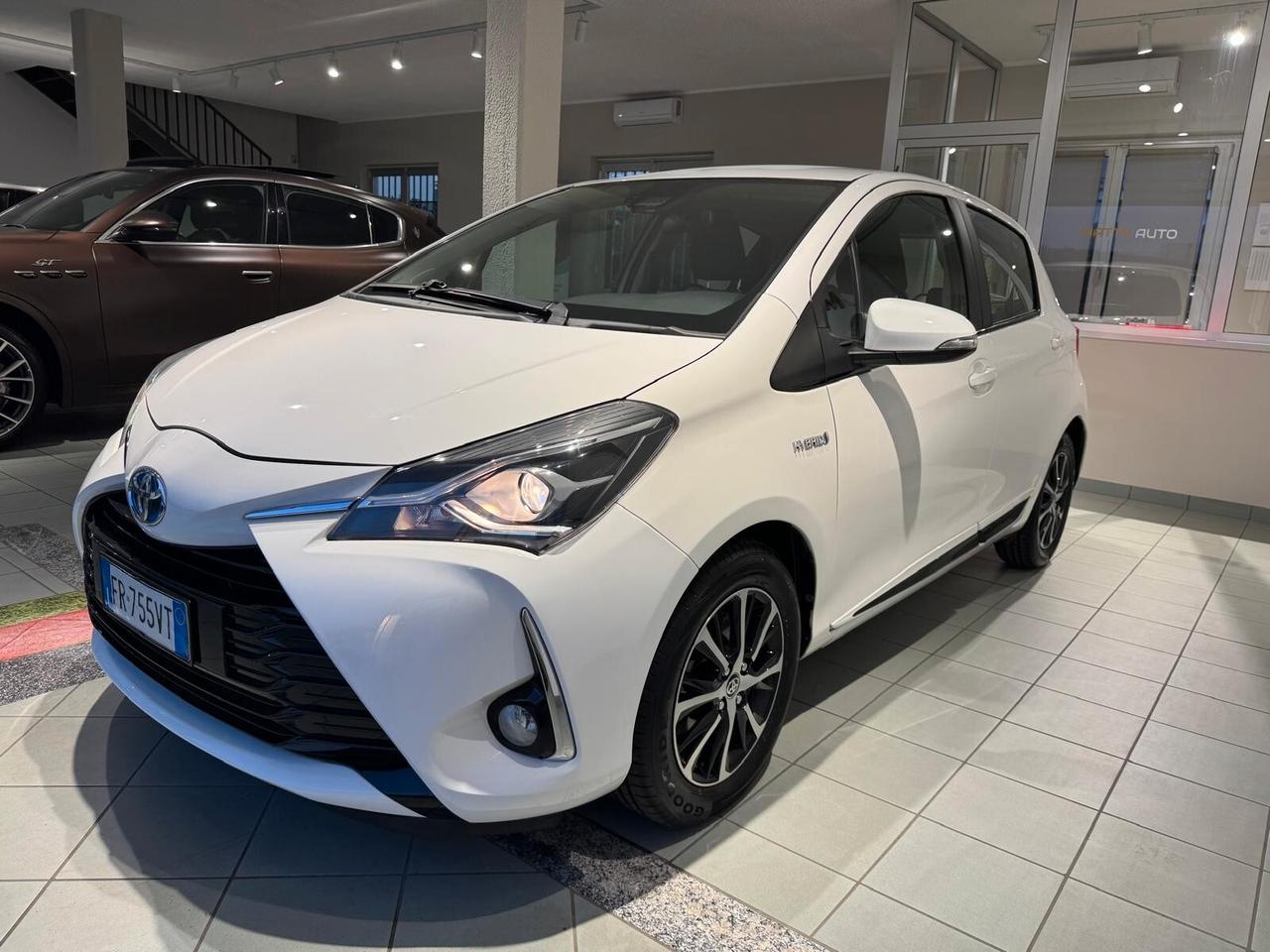 Toyota Yaris 1.5 Hybrid 5 porte Active
