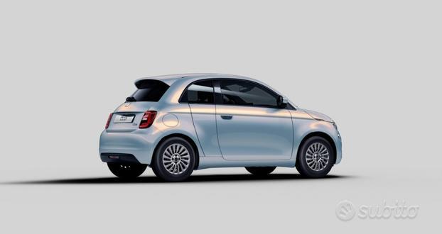 FIAT 500 Berlina 3 + 1 42 kWh 310 km