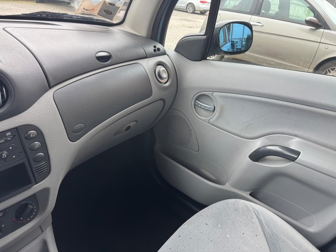 Citroen C3 1.4 HDi 70CV Exclusive