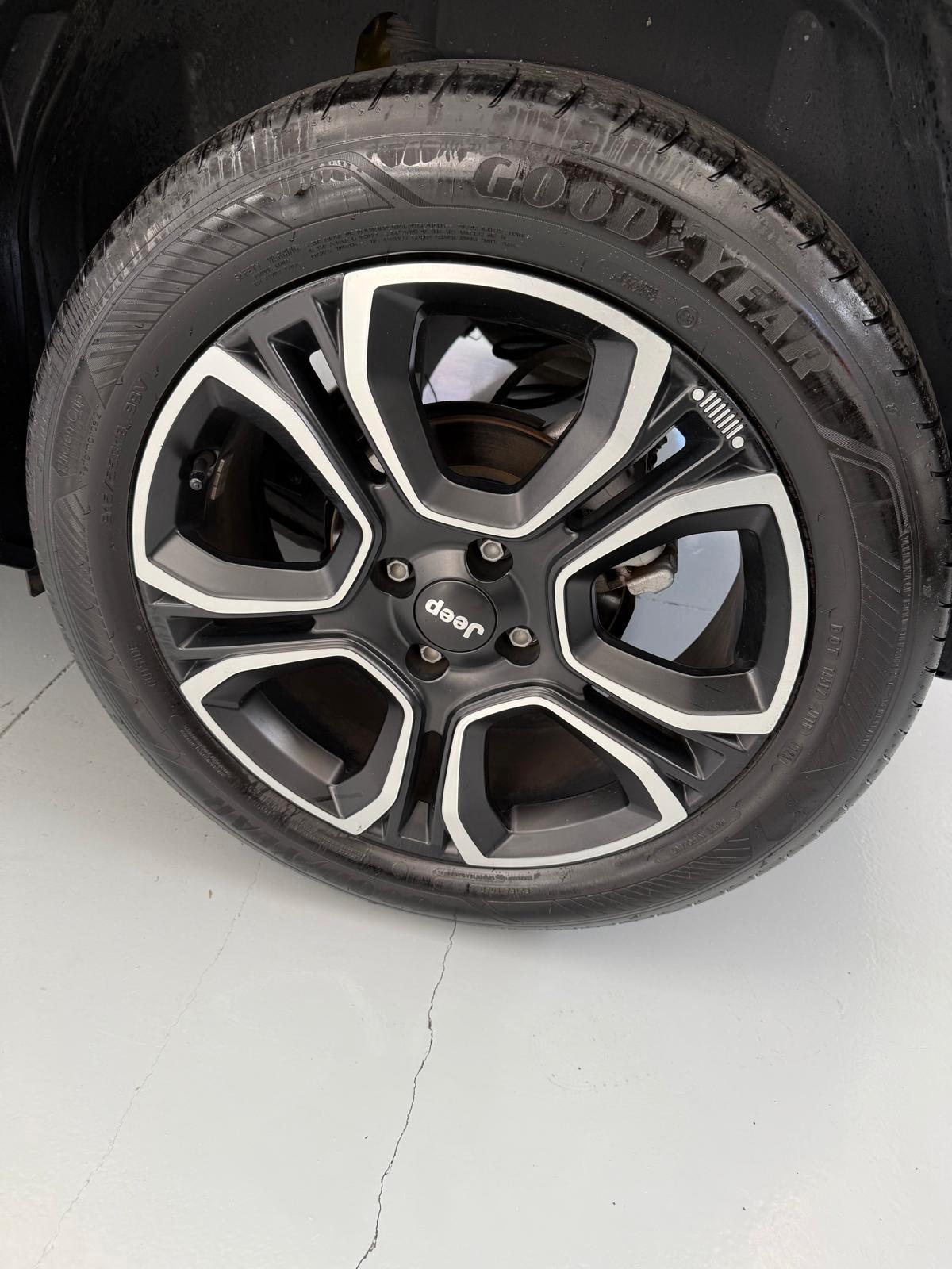 Jeep Avenger 1.2 Turbo 100 CV Summit