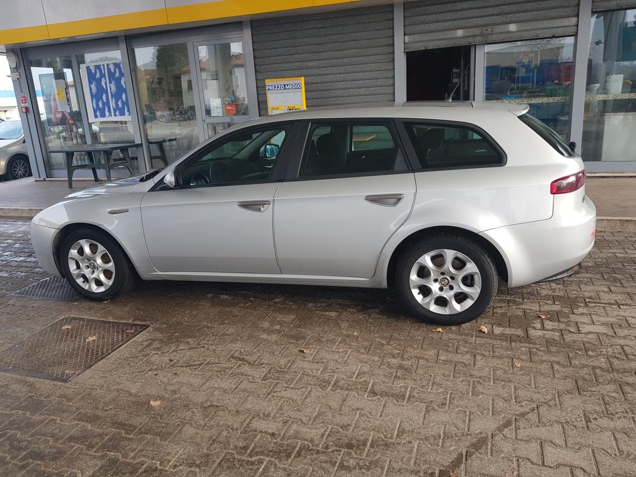 Alfa Romeo 159 1.9 JTDm Sportwagon