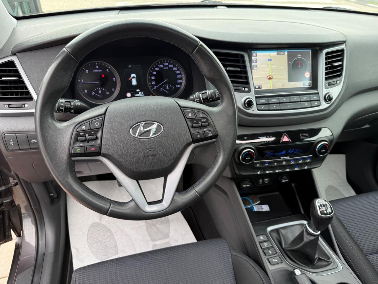 Hyundai Tucson 1.7 CRDi XPossible *TETTO APRIBILE*