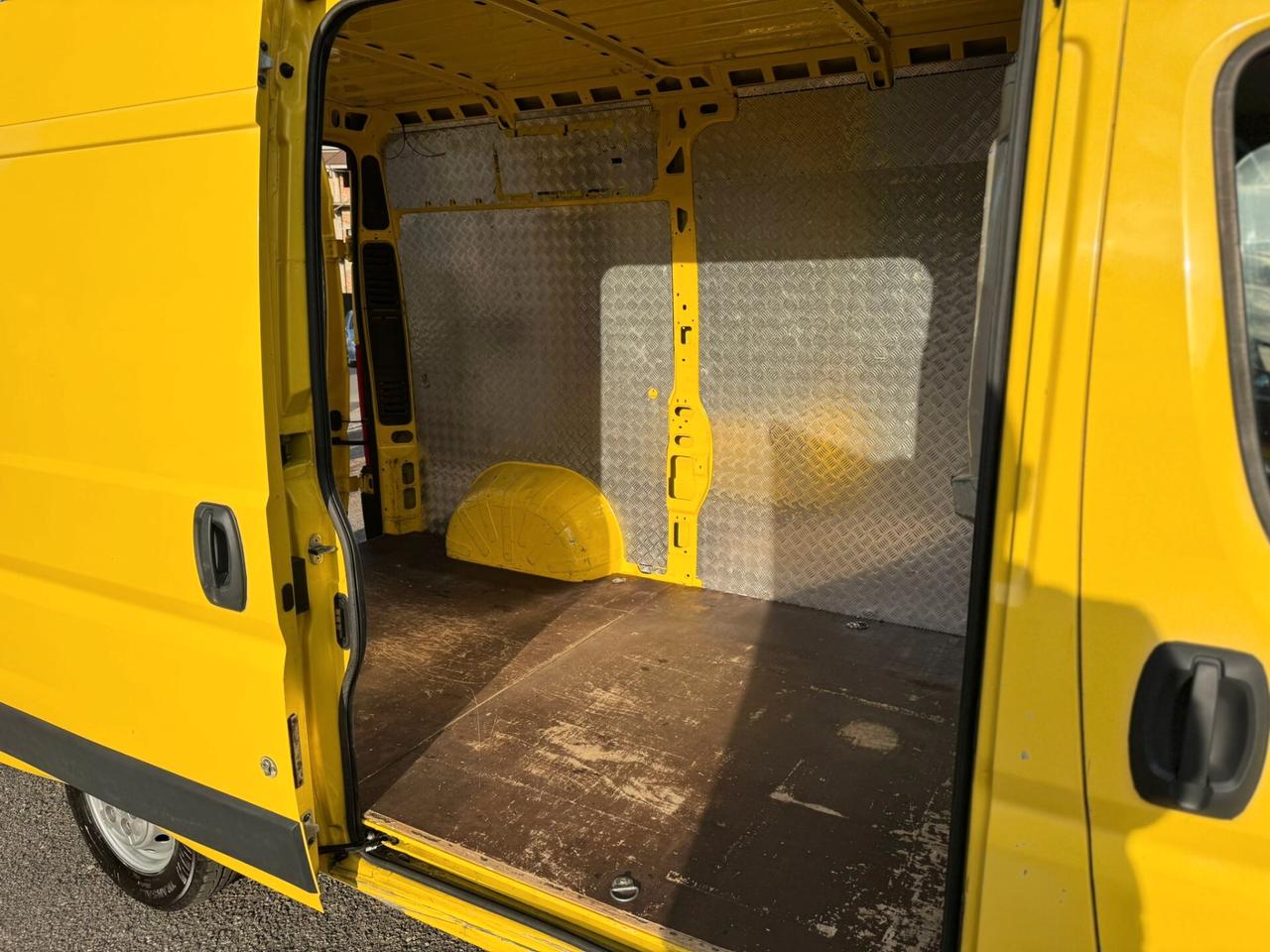 FIAT DUCATO 35 2.3 MJT FURGONE