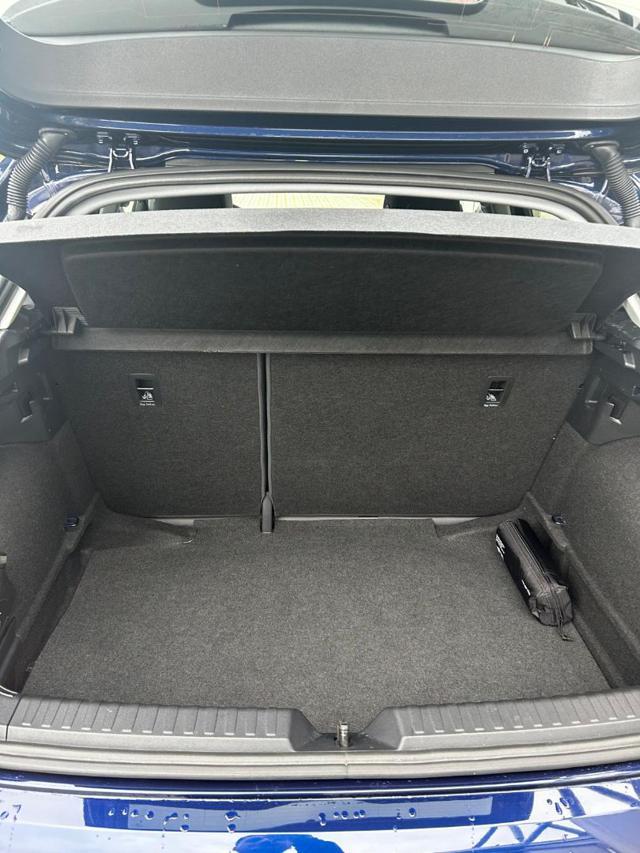 AUDI A1 allstreet 30 TFSI S tronic Identity Contrast