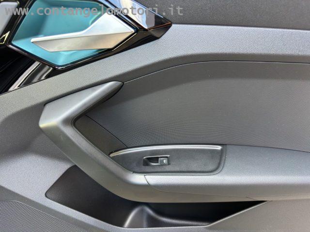 AUDI A1 allstreet 30 TFSI s-tronic Identity Contrast