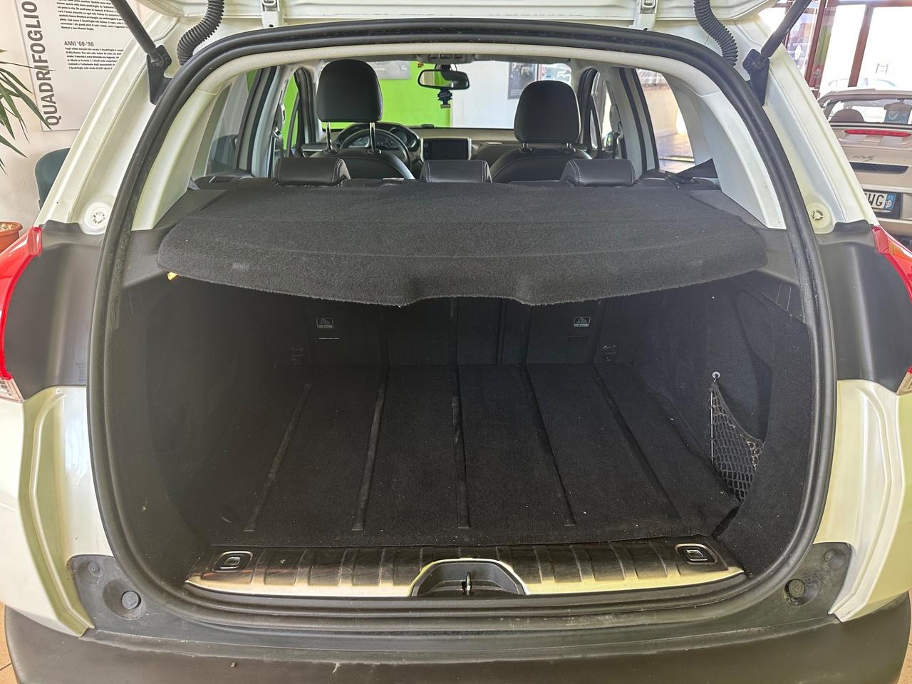 Peugeot 2008 1.6 e-HDi 115 CV Stop&Start Allure