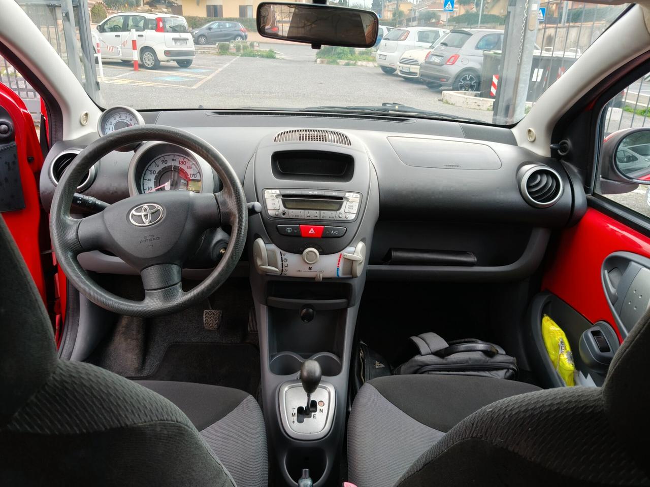 Toyota Aygo 1.0 cambio automatico 106 Milà km