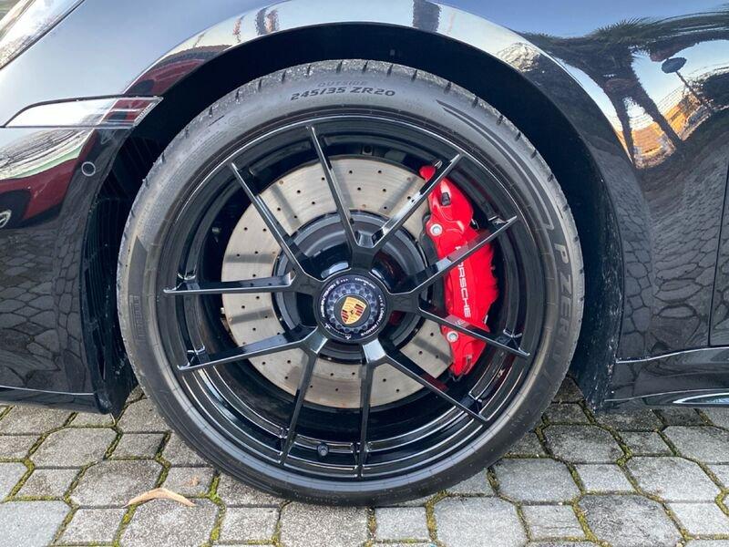 Porsche 911 911 Targa 4 GTS 541 CV (992.2)