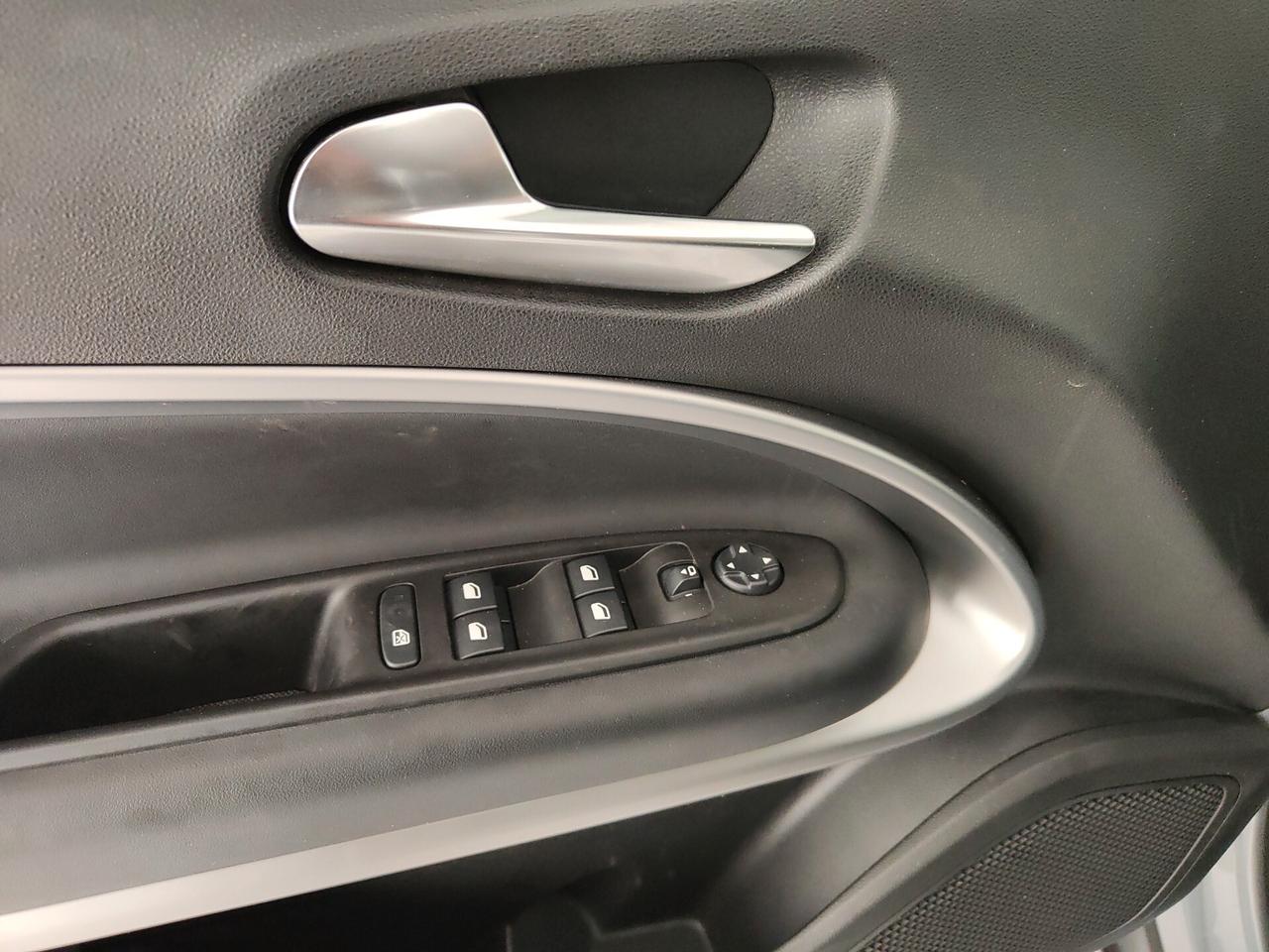 Jeep Avenger 1.2 Turbo 100 CV Summit