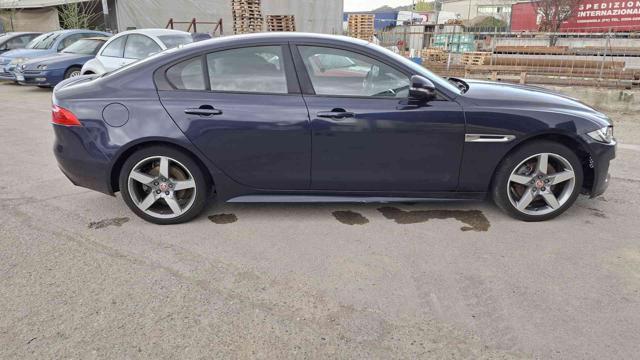 JAGUAR XE 2.0 D aut. Portfolio MOTORE ROTTO
