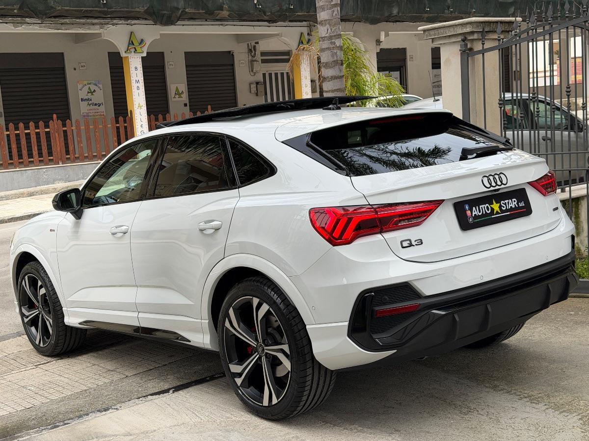Audi Q3 Sportback 40TDI Quattro S-line Identity Black 193CV