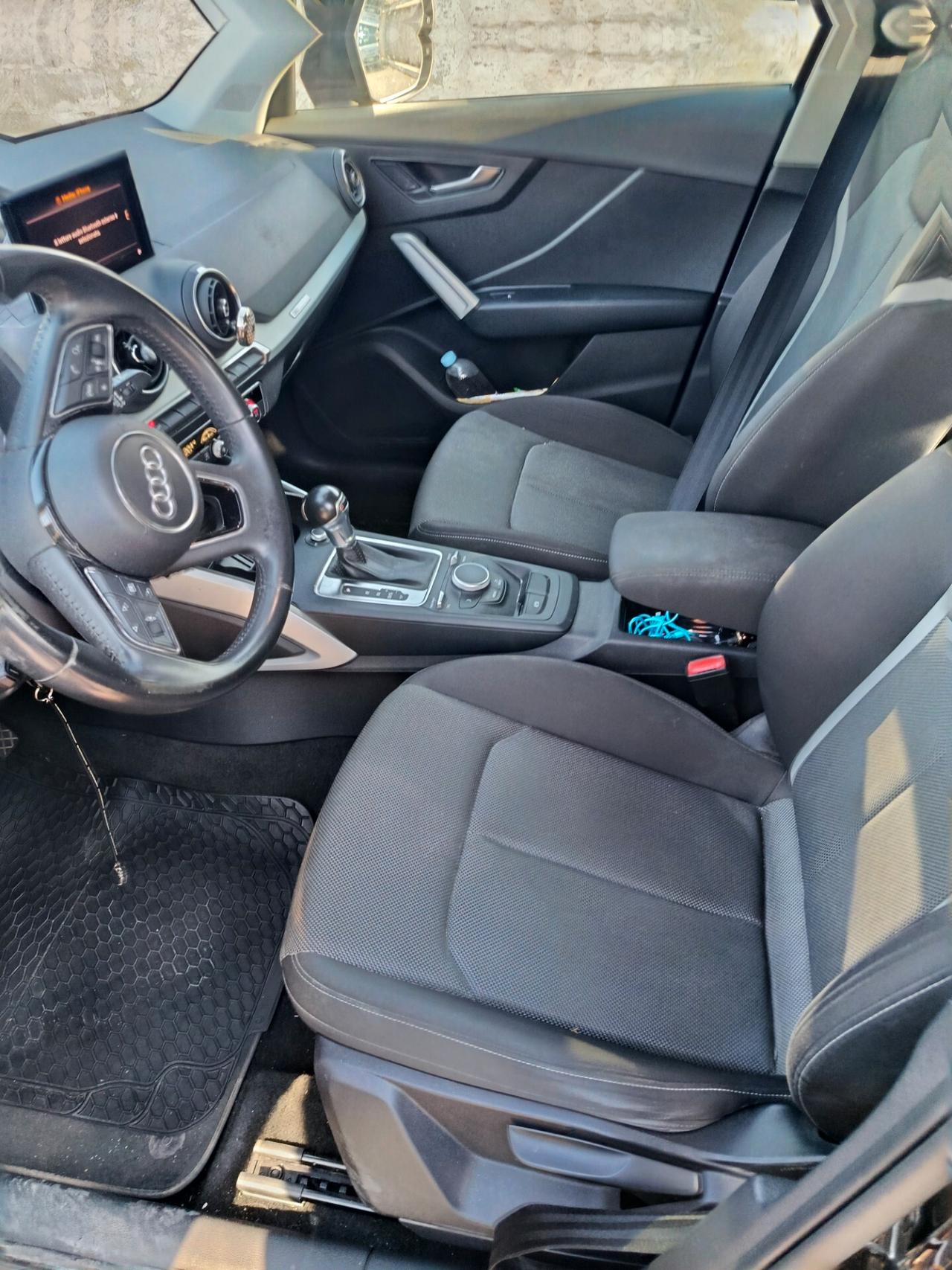 Audi Q2 30 TDI Business Design