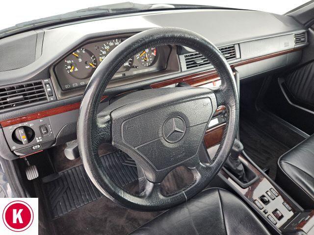 Mercedes-benz E 200 cabrio ***ASI***