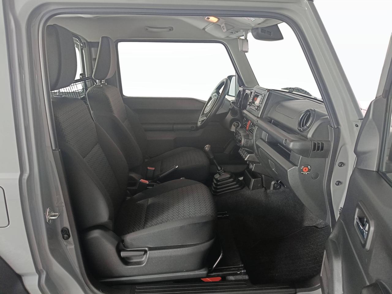 SUZUKI Jimny IV 2018 - Jimny 1.5 Pro 4wd allgrip