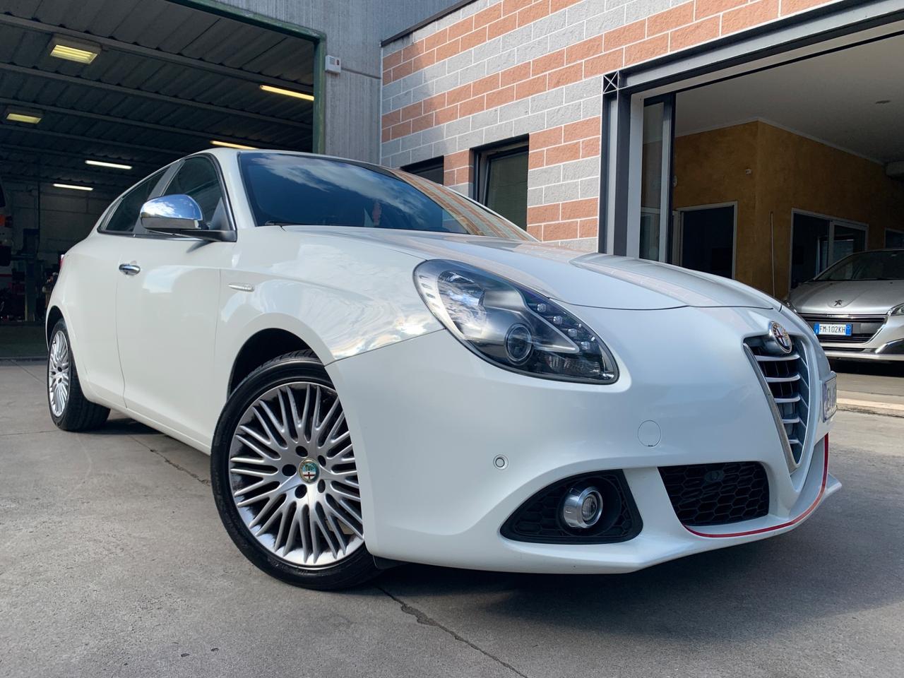 Alfa Romeo Giulietta 1.6 JTDm-2 105 CV Exclusive