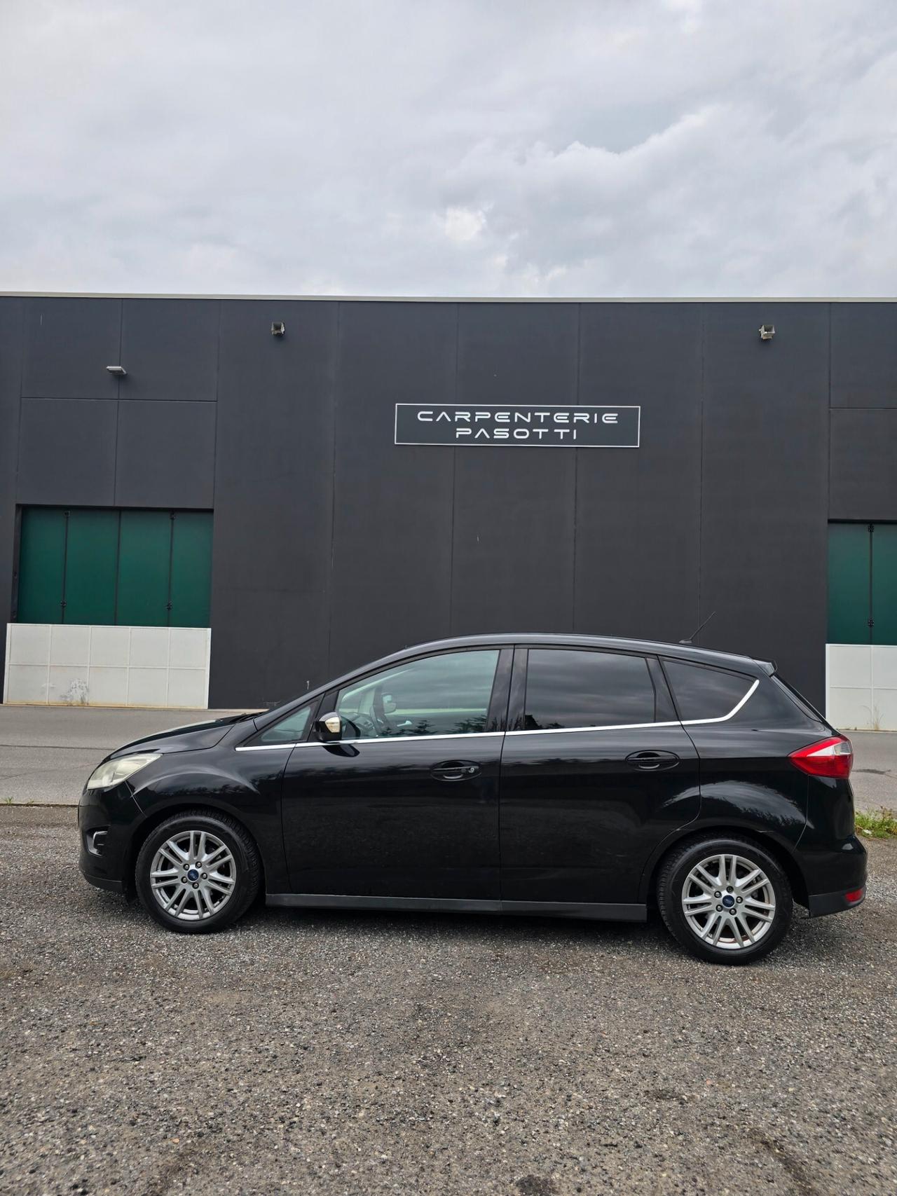 Ford C-Max Titanium