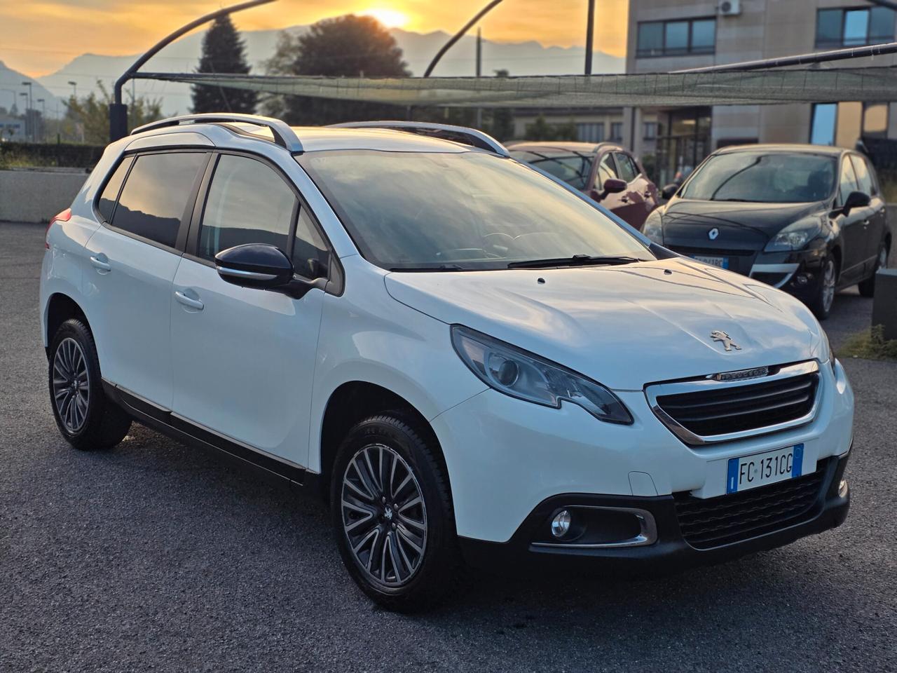 Peugeot 2008 PureTech 82 Allure
