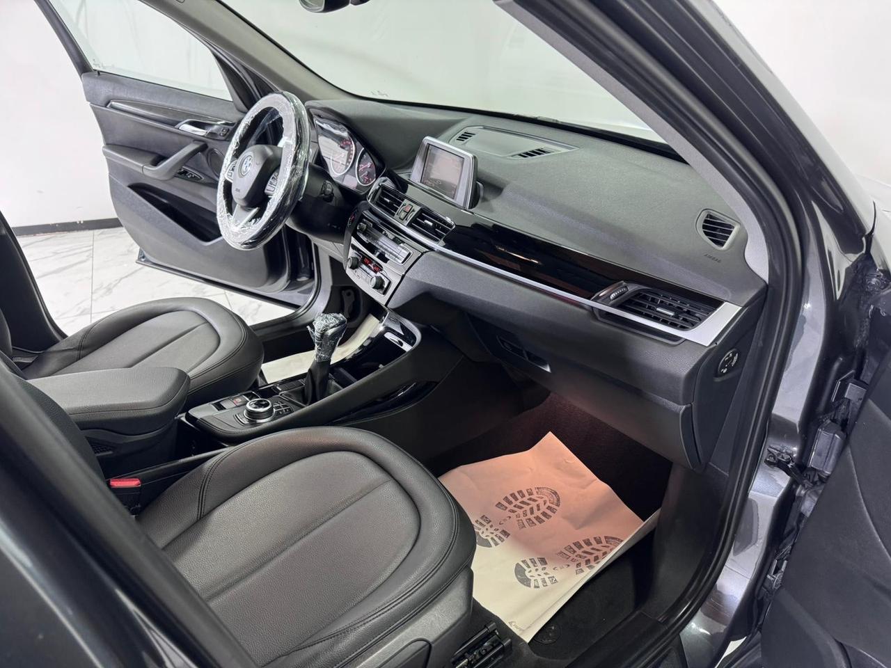 Bmw X1 sDrive18d xLine-tetto apribile-garantita