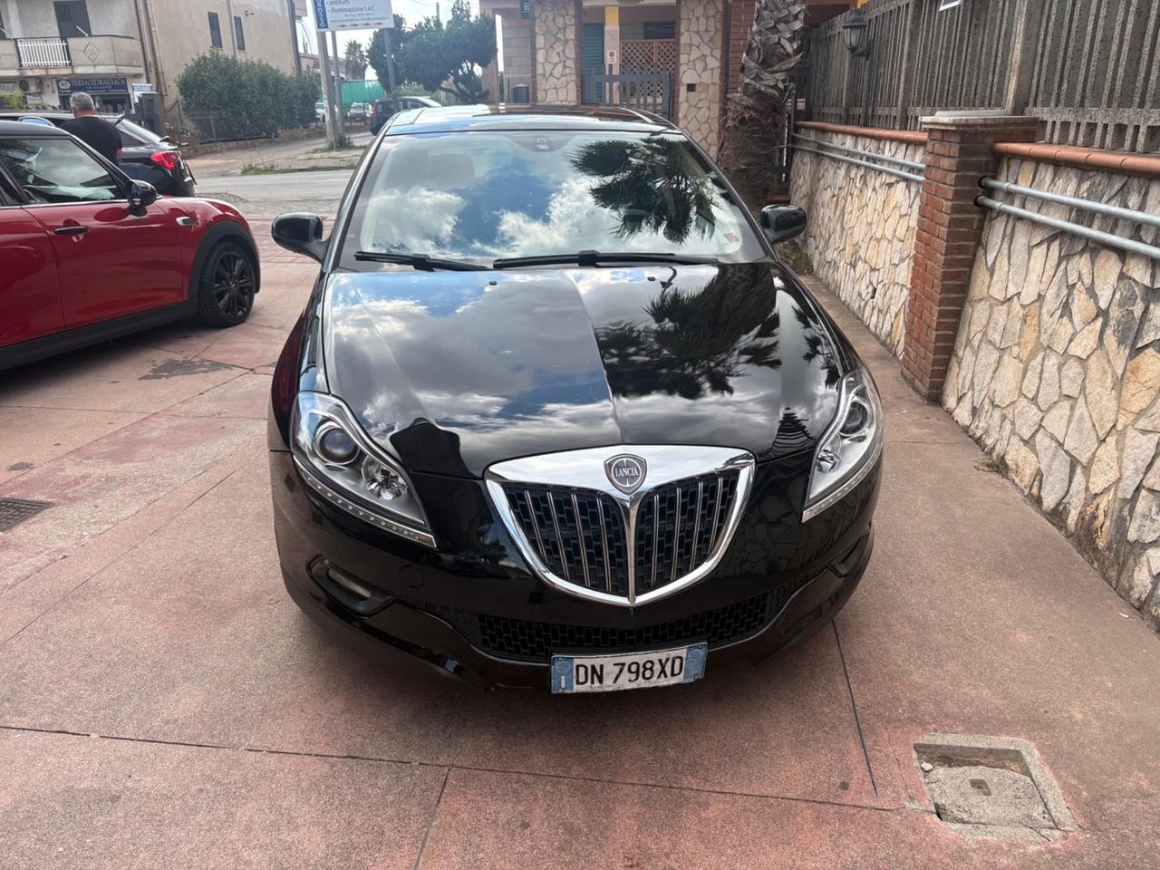 Lancia Delta 1.6 MJT DPF Argento