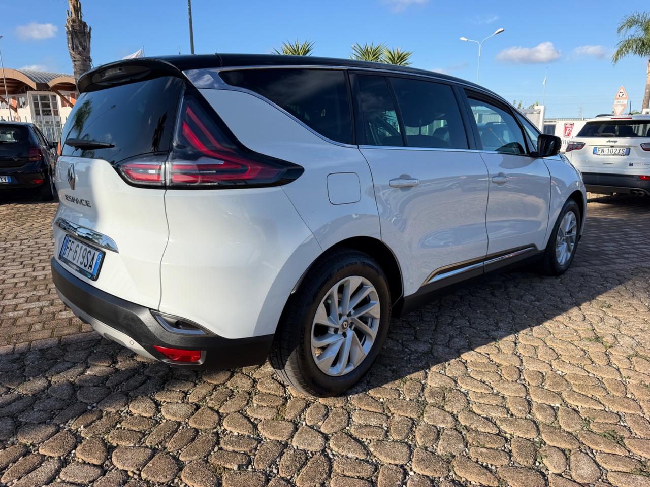 Renault Espace dCi 160CV EDC Energy Initiale Paris 4Control