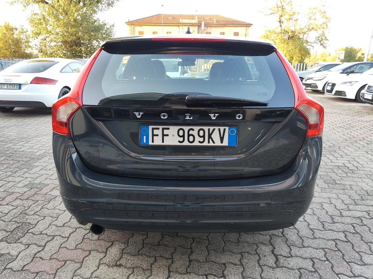 Volvo V60 D2 Geartronic E6 NEOPATENTATI