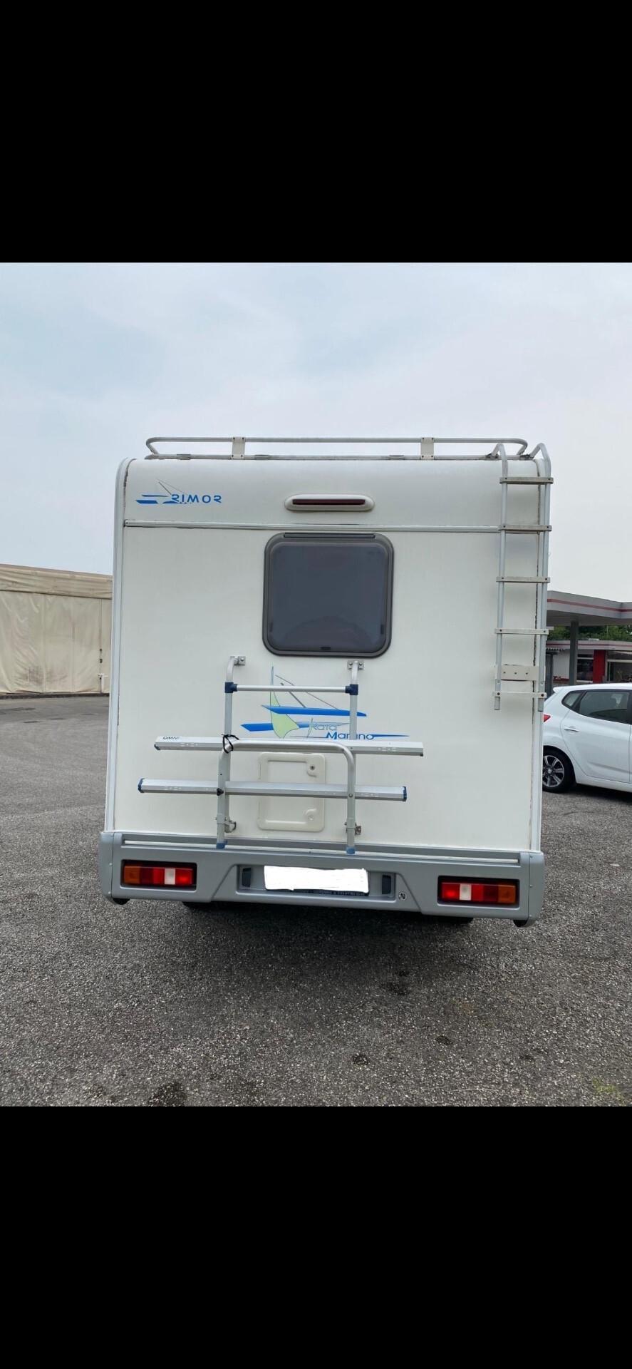 Camper ford transit katamarano