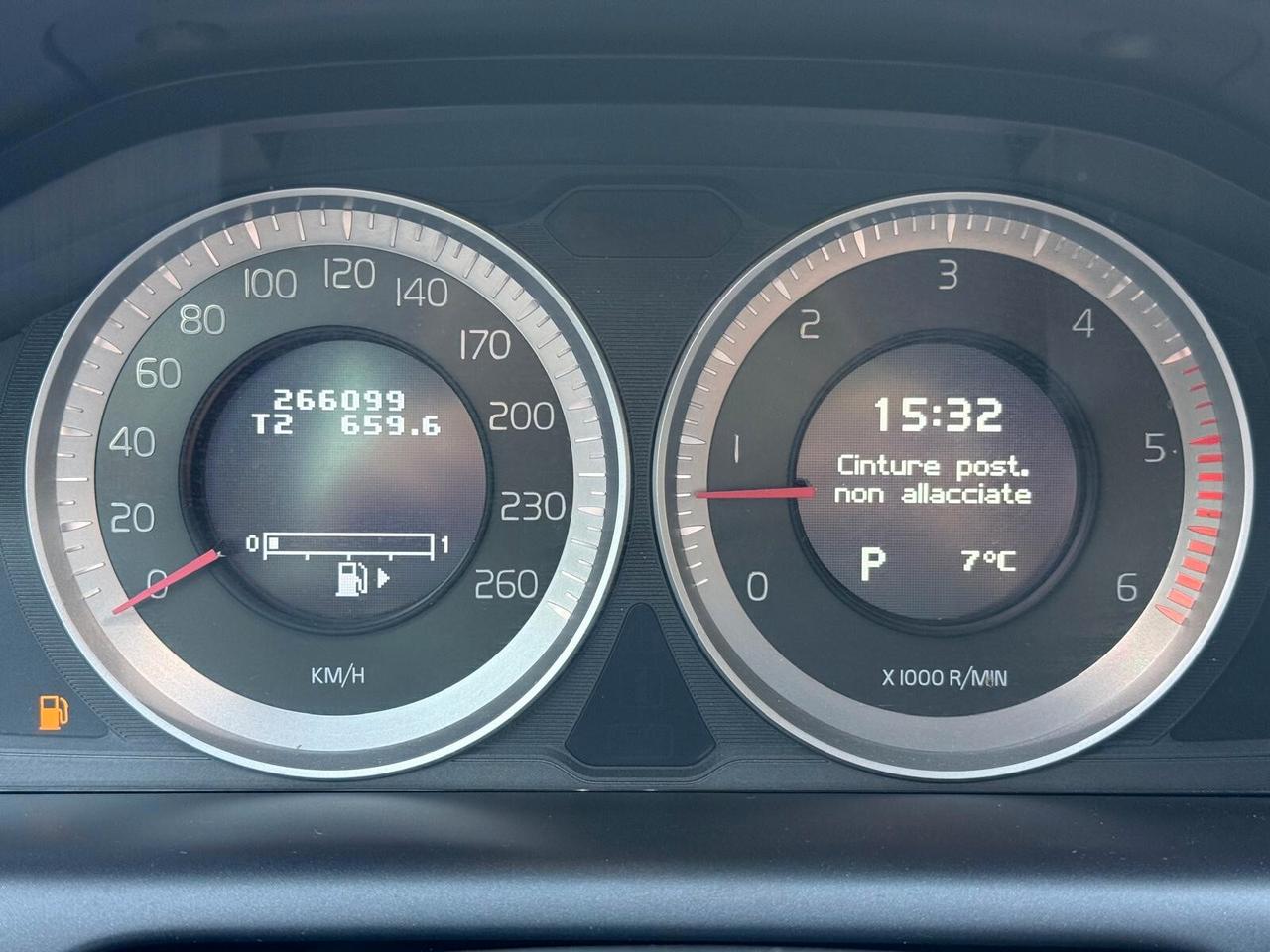 Volvo XC 60 XC60 D3 AWD Geartronic Momentum 163CV ***Automatica 4x4***