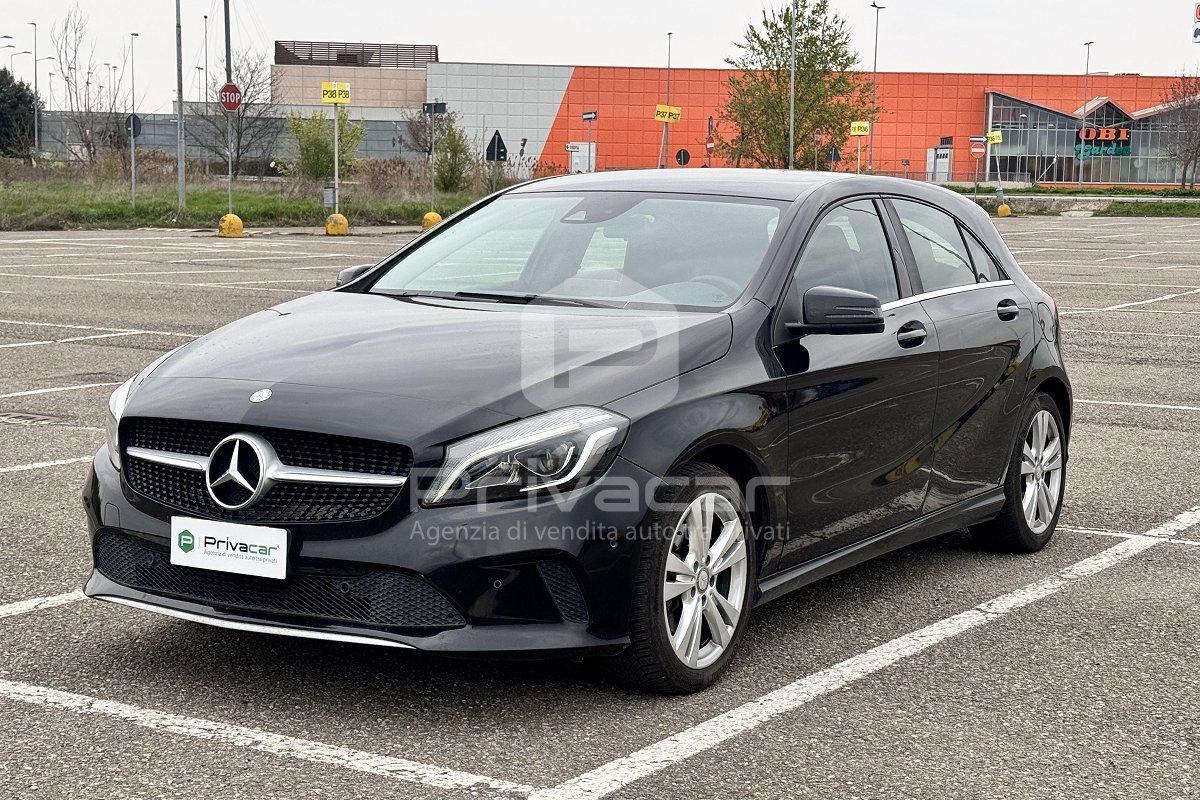 MERCEDES A 200 d Automatic Premium