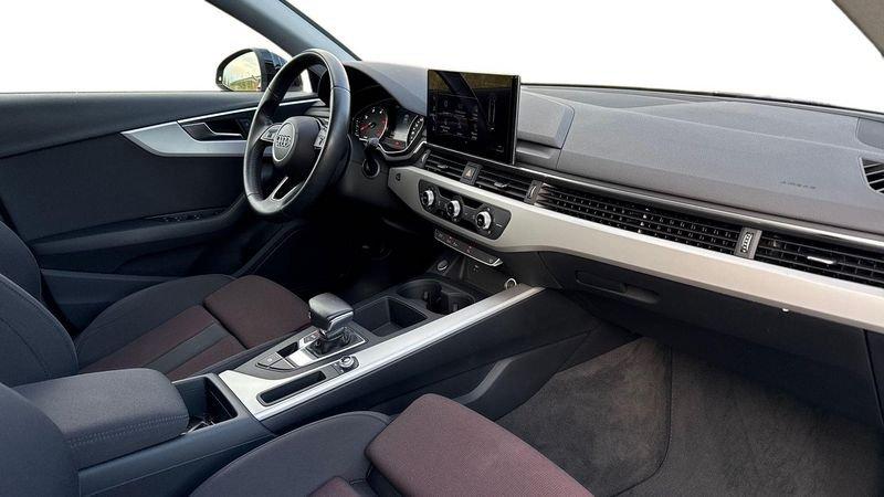 Audi A4 Avant 35 2.0 TDI mHEV 163cv Business S tronic