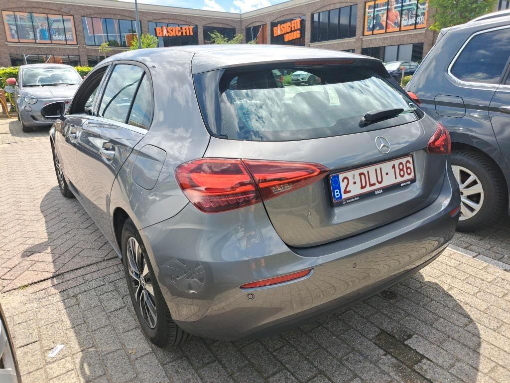 MERCEDES-BENZ A 180D NEW 115CV AUTOMATC BUSINESS LINE ( FARI LED - CRUISE - PELLE - NAVI PREMIUM - PARK ASSIST )
