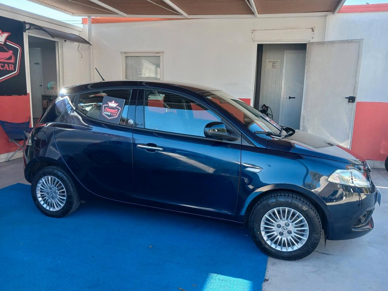 Lancia Ypsilon 1.2 69 CV 5 porte GPL Ecochic Gold