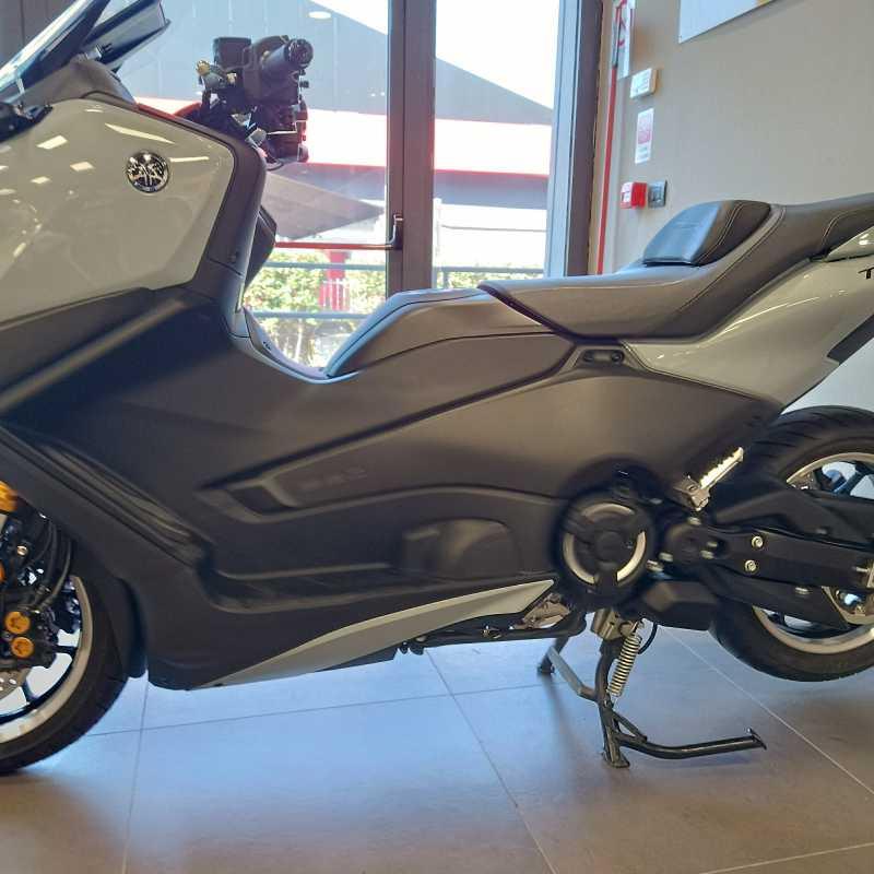Yamaha T-Max 560 Tech Max - 2025