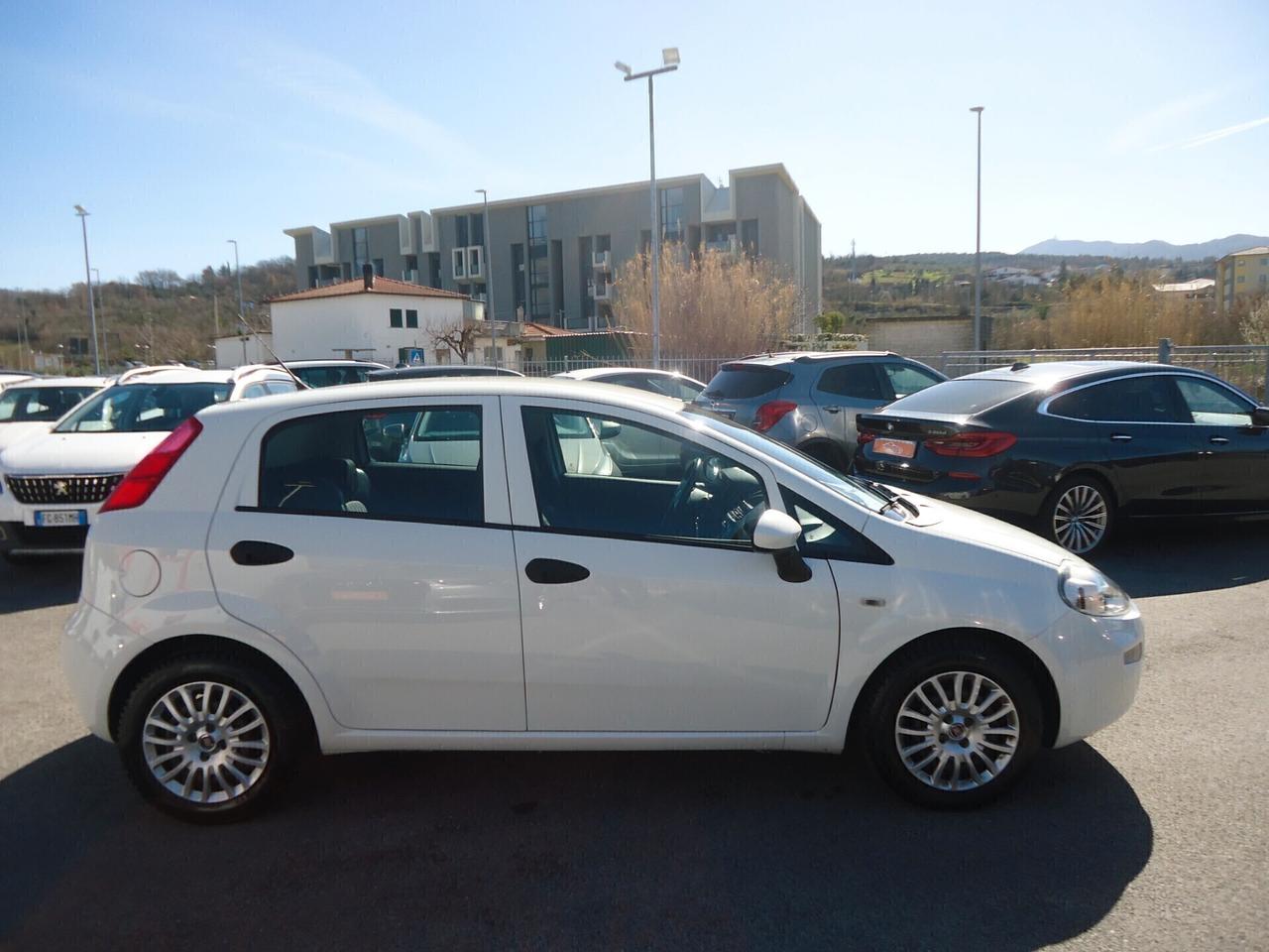 Fiat Punto 1.3 MJT S&S 95 CV 5 porte Street