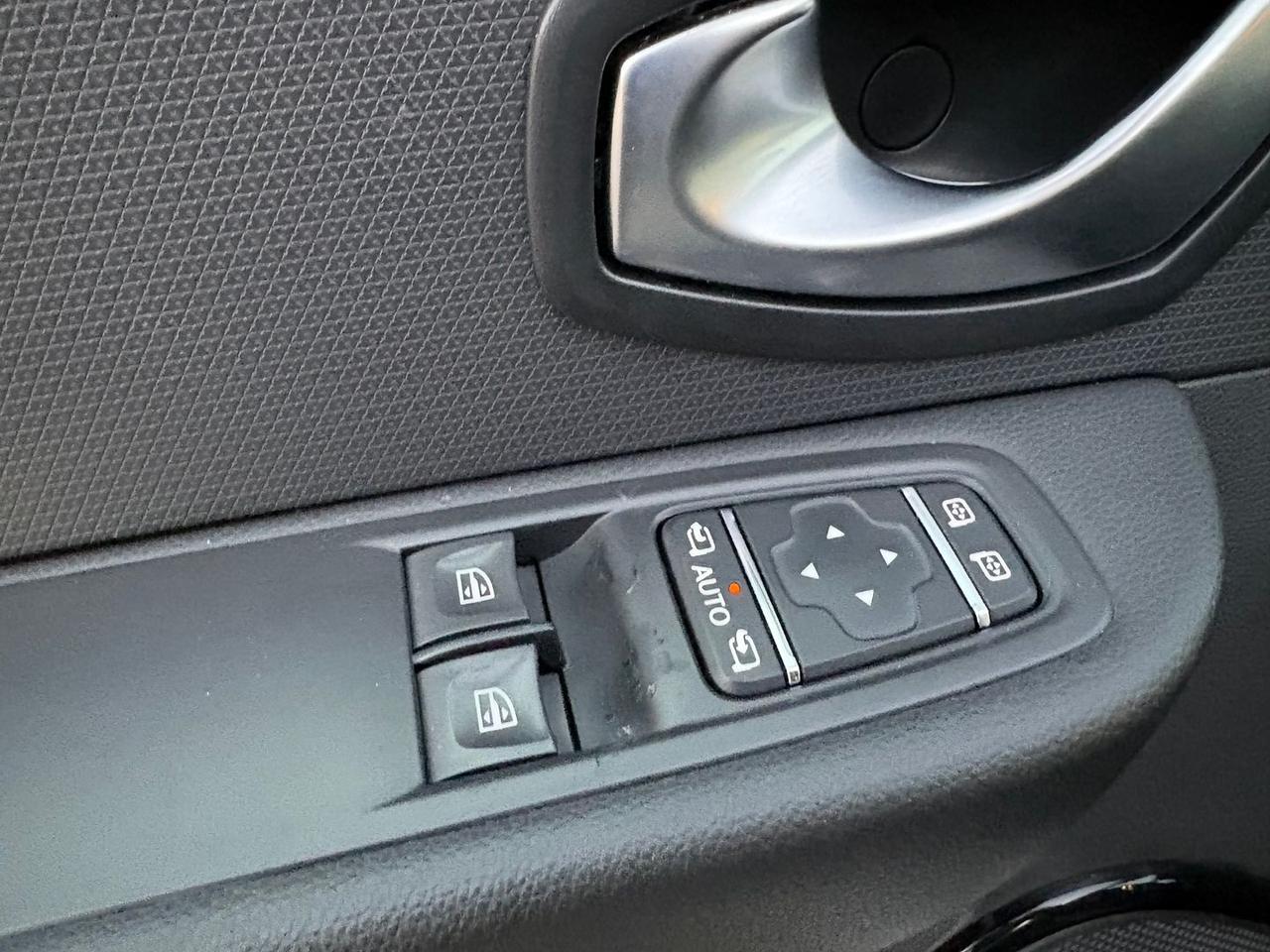 Renault Clio 1.5 ENERGY dCi Duel #8656