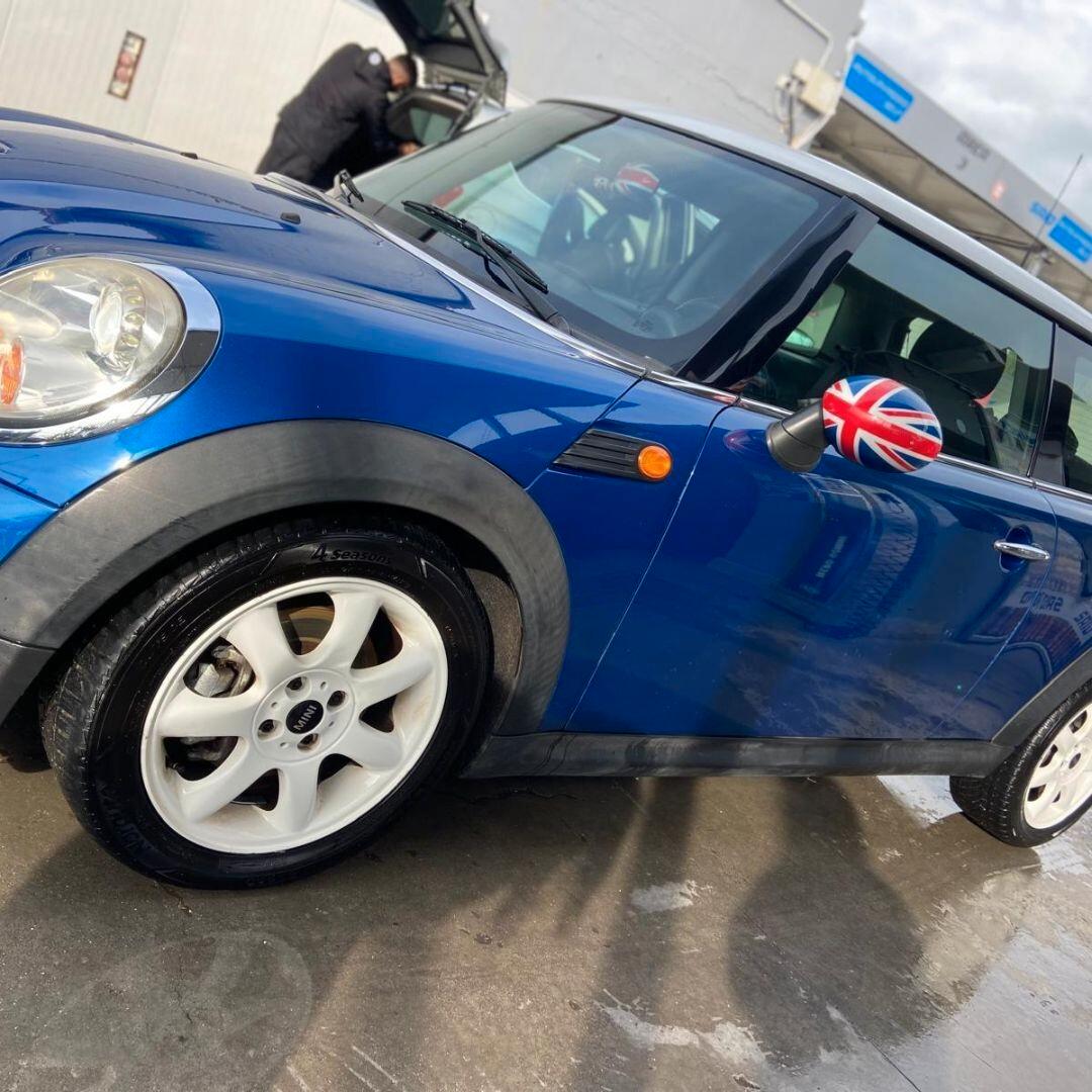 Mini Cooper D 1.6 diesel **CAMBIO AUTOMATICO**