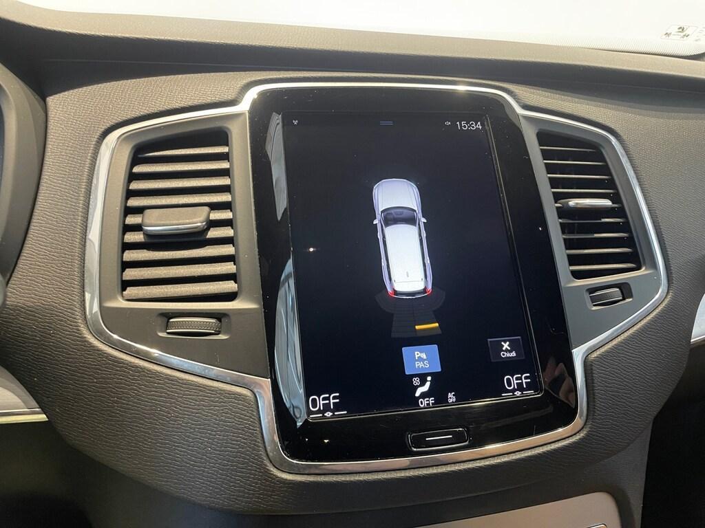 Volvo XC90 2.0 d5 235CV AWD Geartronic Momentum