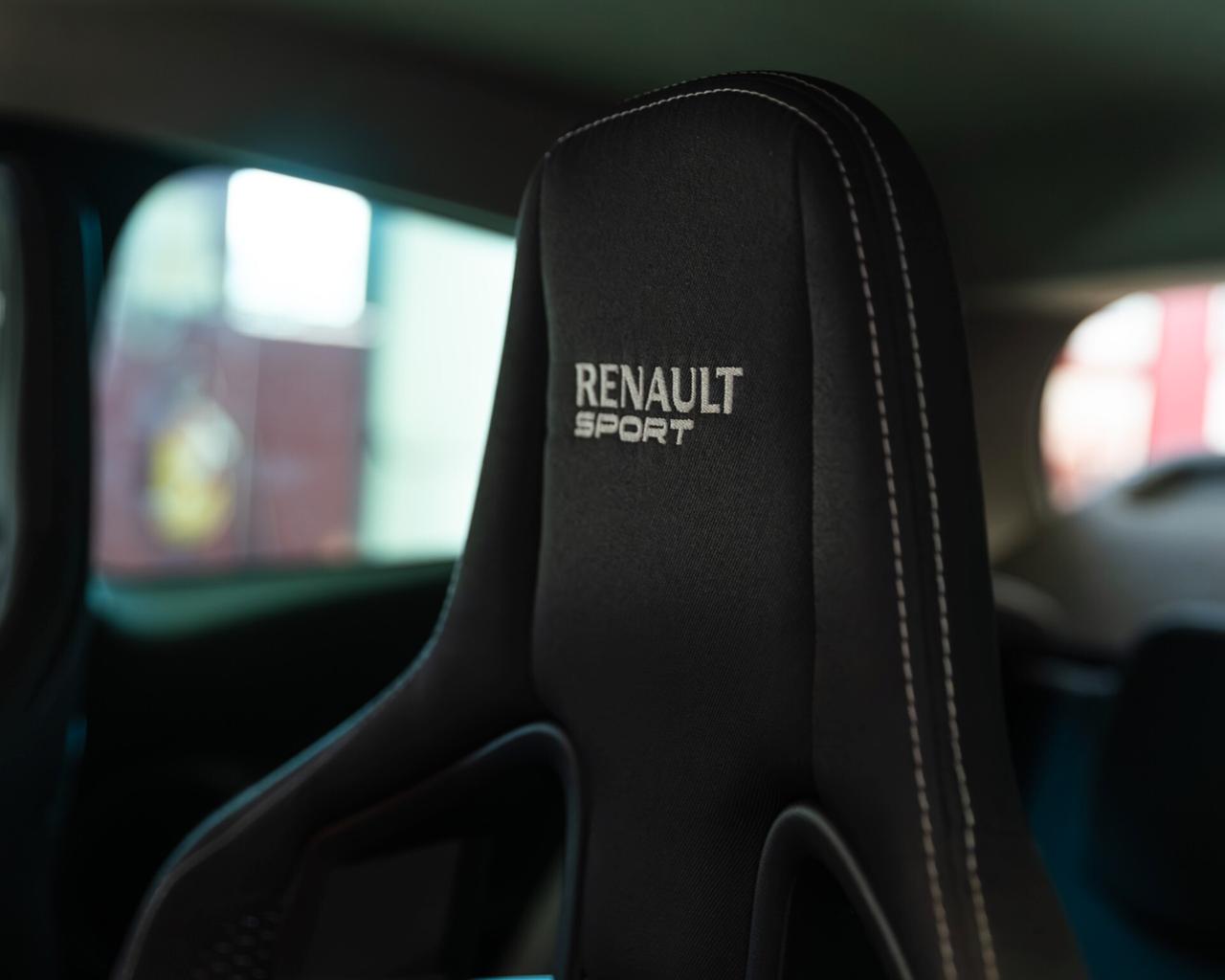 Renault Clio F1 R27 Team – Edizione Limitata